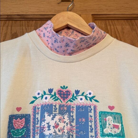 ACT III Vintage Puff Print Mock Neck Cat Cottagecore Sweatshirt - Picture 3 of 9